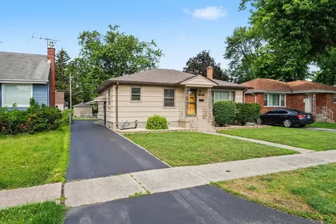 18338 Ridgewood Avenue Lansing IL 60438