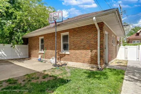 1803 South Austin Boulevard Cicero IL 60804