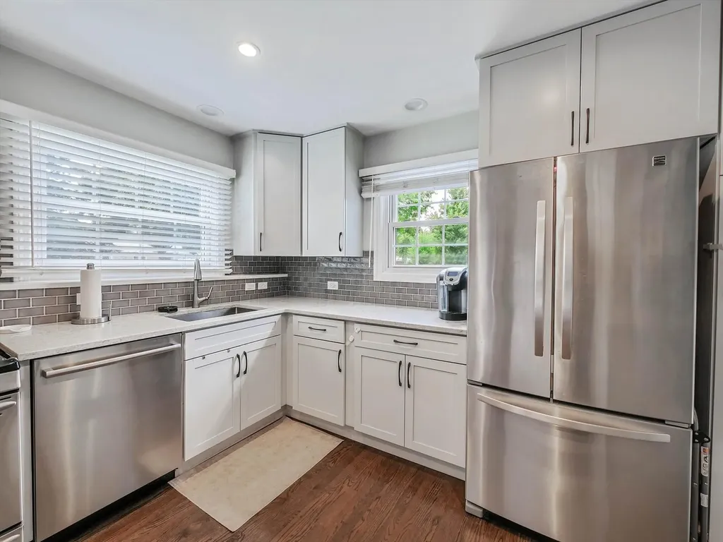 410 East Huntington Lane Elmhurst IL 60126