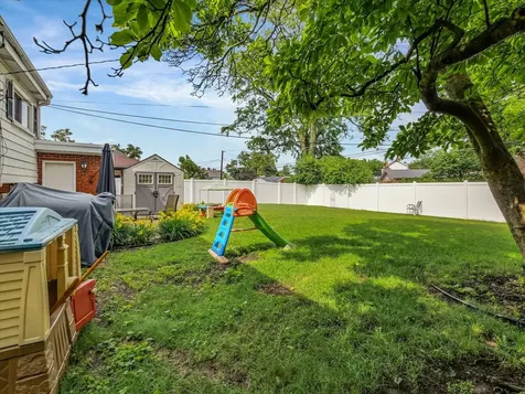 410 East Huntington Lane Elmhurst IL 60126
