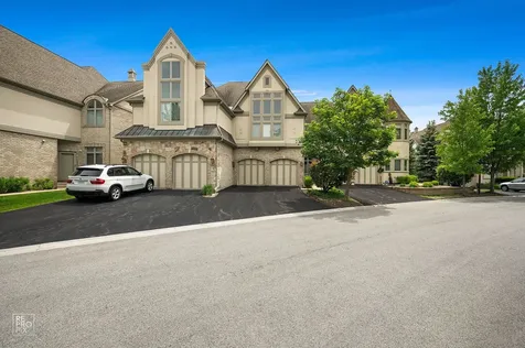 1537 West Rue James Place Palatine IL 60067