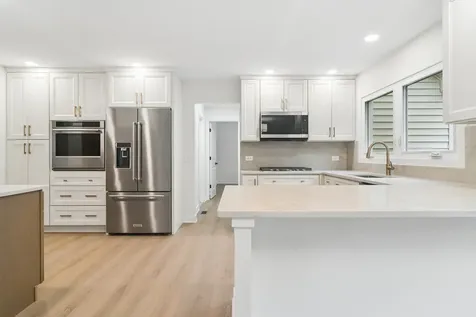 4124 North Harvard Avenue Arlington Heights IL 60004