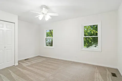 4124 North Harvard Avenue Arlington Heights IL 60004