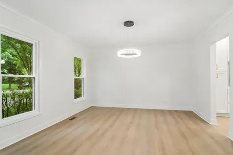 4124 North Harvard Avenue Arlington Heights IL 60004