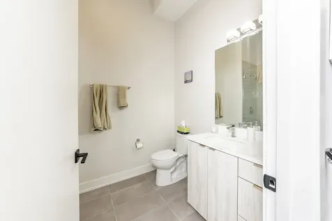 2317 North Clark Street Chicago IL 60614