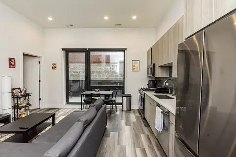 2317 North Clark Street Chicago IL 60614