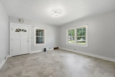 2202 44TH Street Moline IL 61265