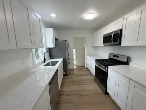 529 7TH Avenue Ottawa IL 61350