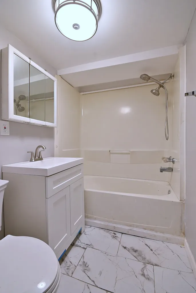 1651 North Melvina Avenue Chicago IL 60639