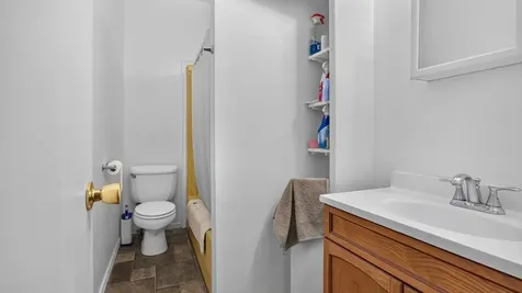 903 Low Street Bloomington IL 61701