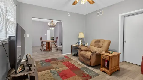 903 Low Street Bloomington IL 61701
