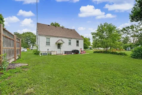 308 West Spruce Street Paxton IL 60957