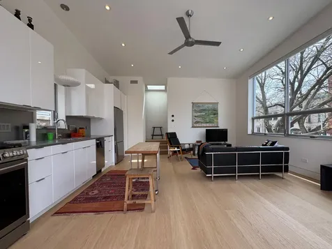 1317 North Leavitt Street Chicago IL 60622