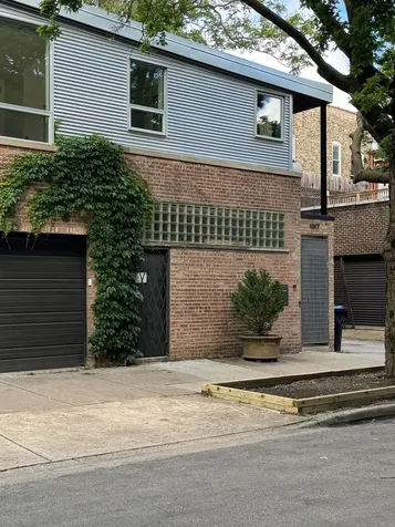 1317 North Leavitt Street Chicago IL 60622