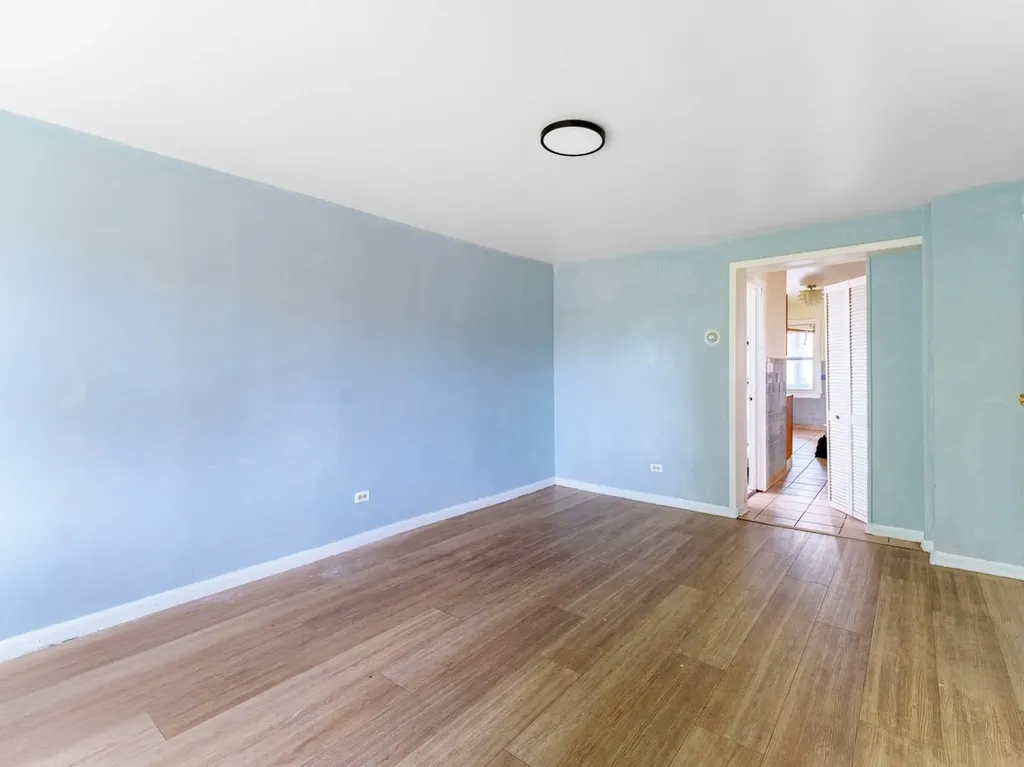 5114 South Justine Street Chicago IL 60609
