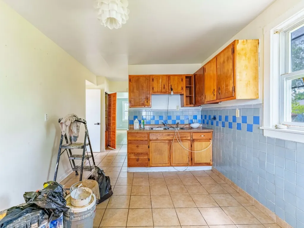 5114 South Justine Street Chicago IL 60609