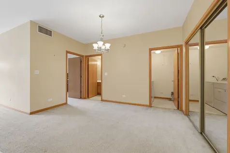 7420 West Lawrence Avenue Harwood Heights IL 60706