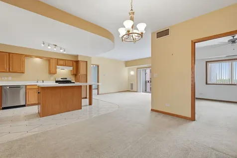 7420 West Lawrence Avenue Harwood Heights IL 60706