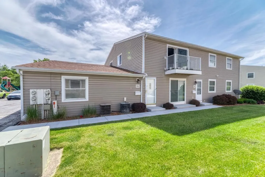 7905 163RD Place Tinley Park IL 60477