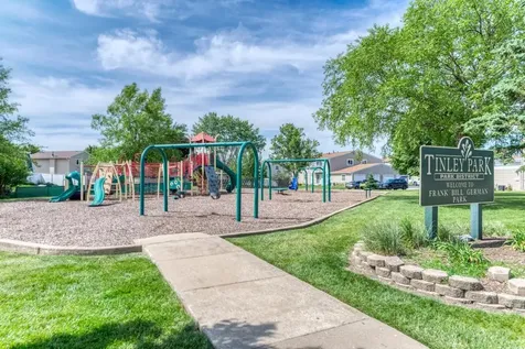 7905 163RD Place Tinley Park IL 60477