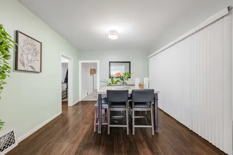 6733 South Campbell Avenue Chicago IL 60629