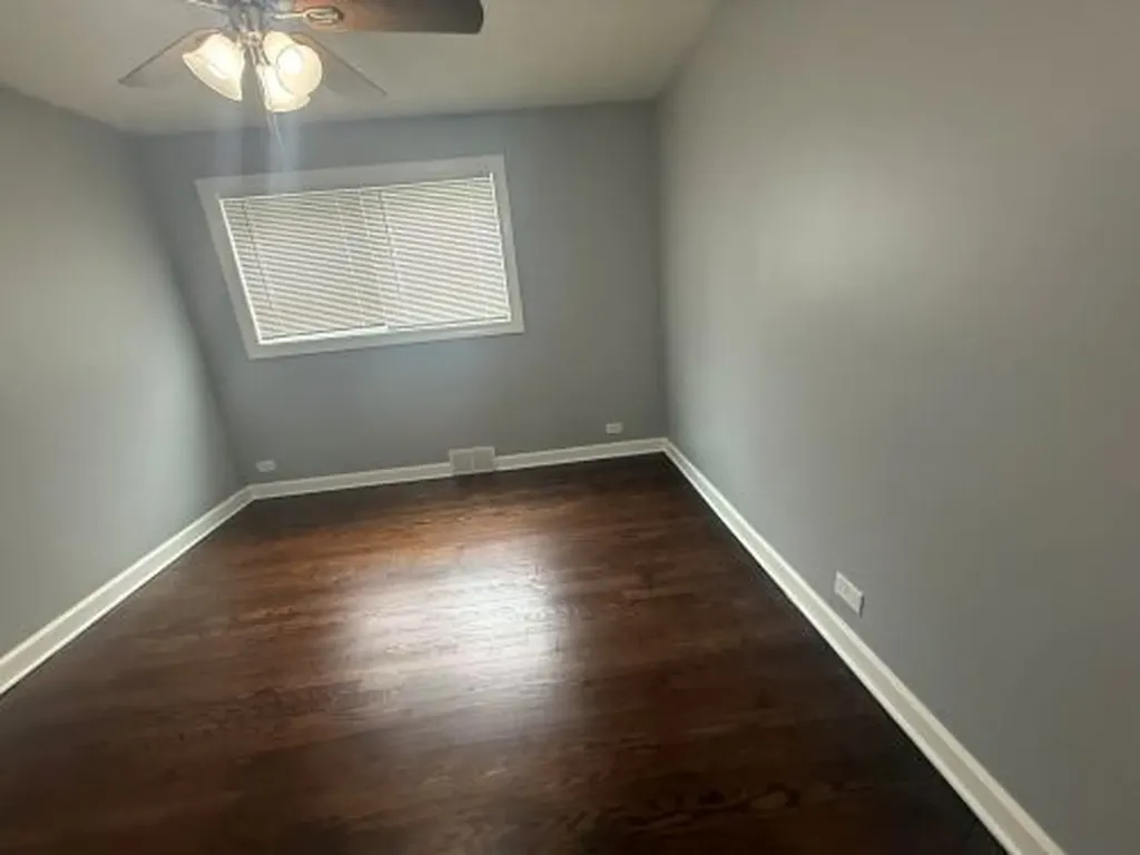 7323 North Damen Avenue Chicago IL 60645
