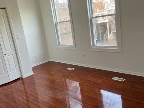 1715 East 70th Street Chicago IL 60649
