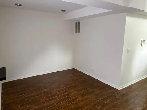 1715 East 70th Street Chicago IL 60649