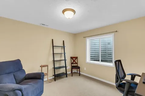 3905 Wild Flower Drive Champaign IL 61822