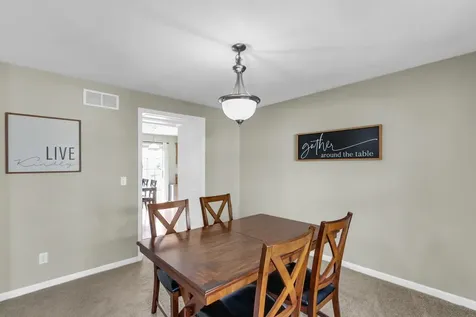 3905 Wild Flower Drive Champaign IL 61822