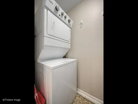 2365 North Wayne Avenue Chicago IL 60614