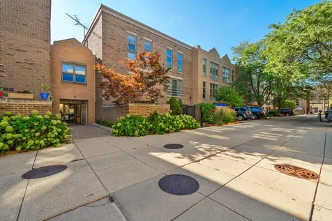 2365 North Wayne Avenue Chicago IL 60614