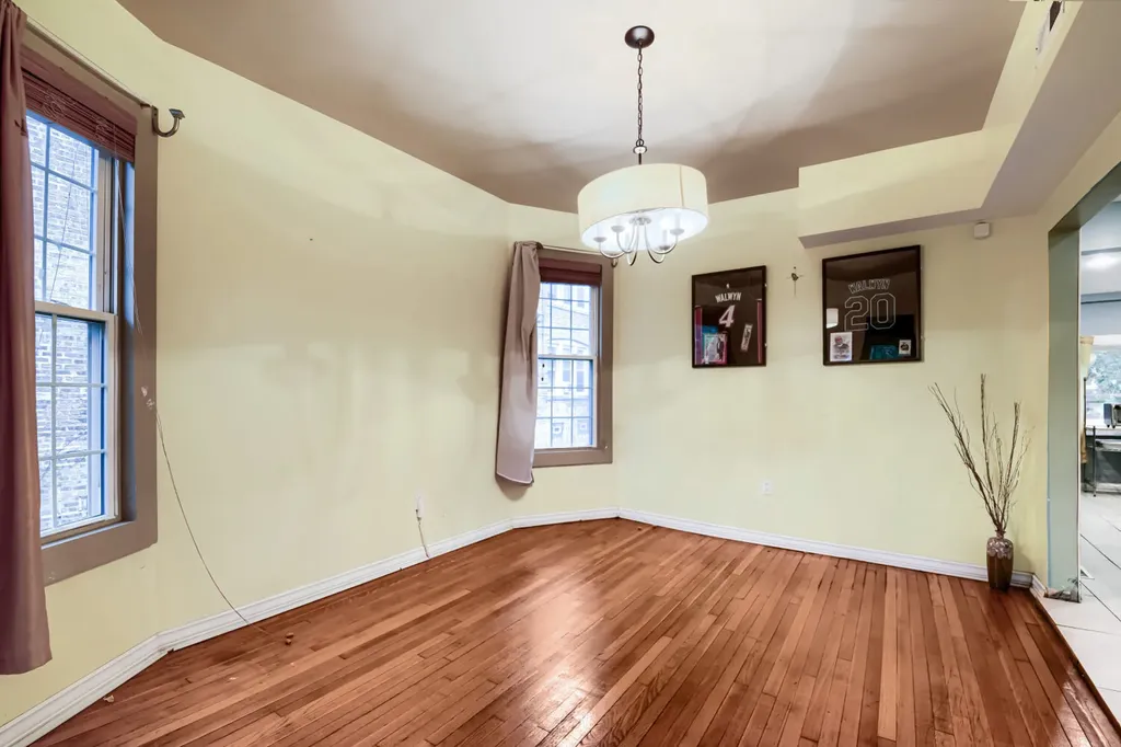 5406 West Ferdinand Street Chicago IL 60644