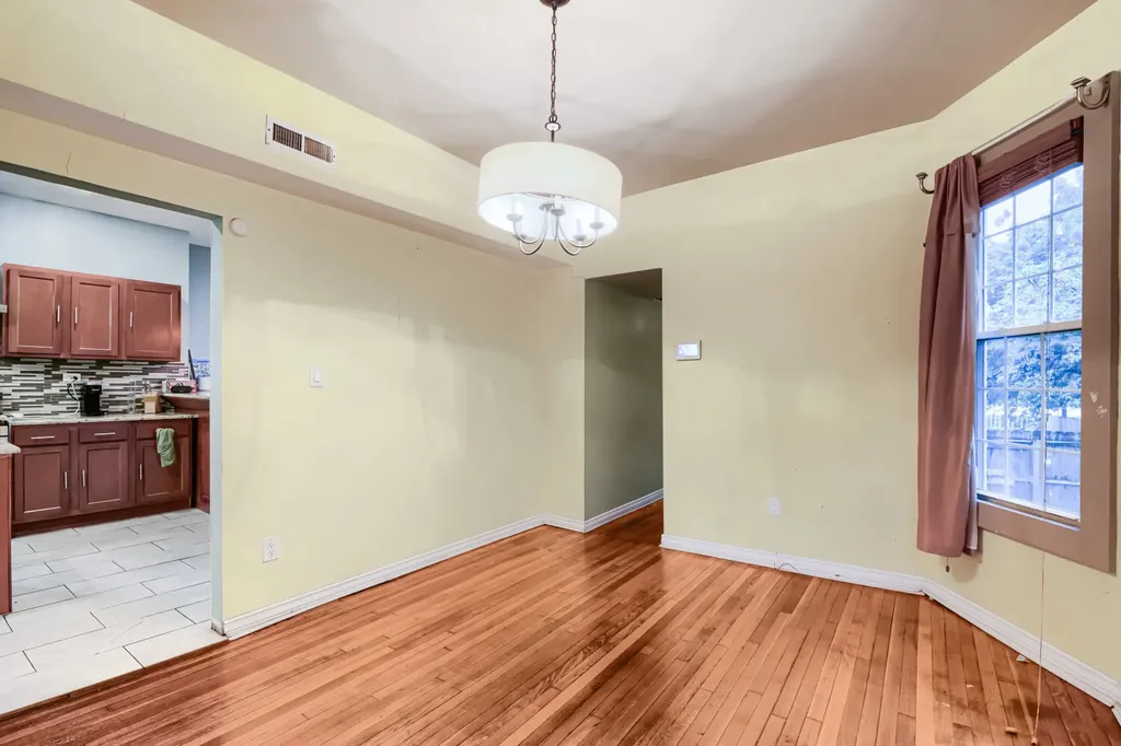5406 West Ferdinand Street Chicago IL 60644