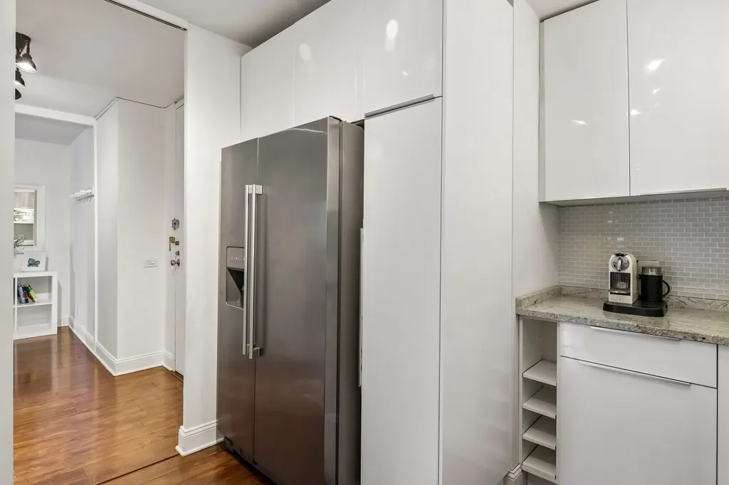 2400 North Lakeview Avenue Chicago IL 60614