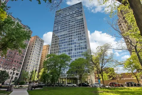 2400 North Lakeview Avenue Chicago IL 60614