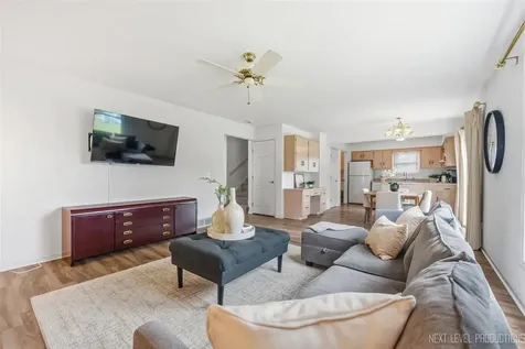 436 Banbury Avenue Elburn IL 60119