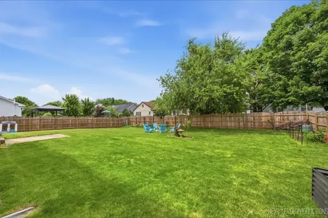 436 Banbury Avenue Elburn IL 60119