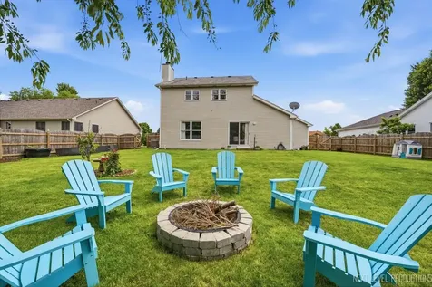 436 Banbury Avenue Elburn IL 60119