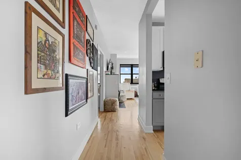 1529 South State Street Chicago IL 60605