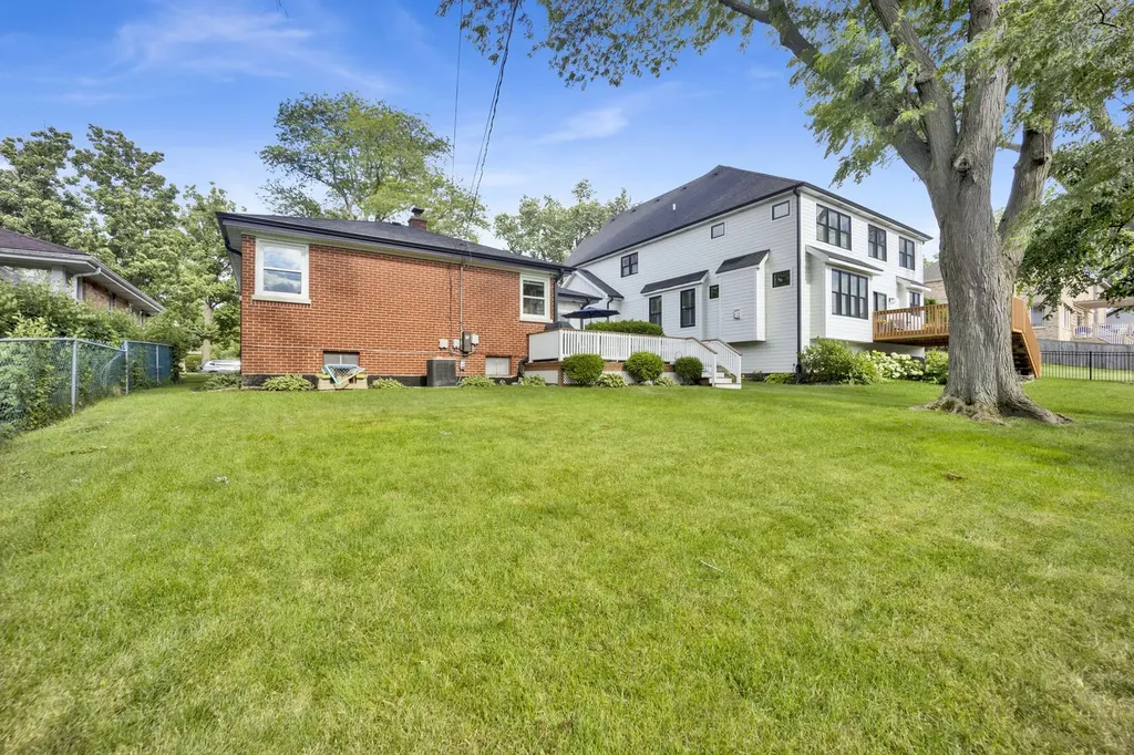 778 South Linden Avenue Elmhurst IL 60126