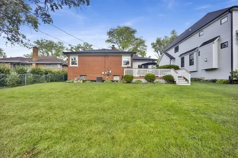 778 South Linden Avenue Elmhurst IL 60126