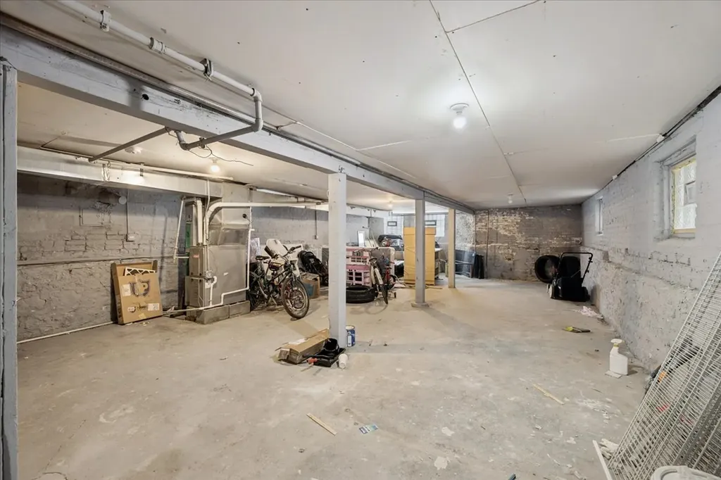 1033 North Lawndale Avenue Chicago IL 60651