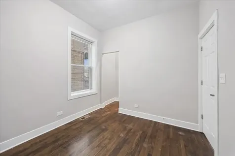 1033 North Lawndale Avenue Chicago IL 60651