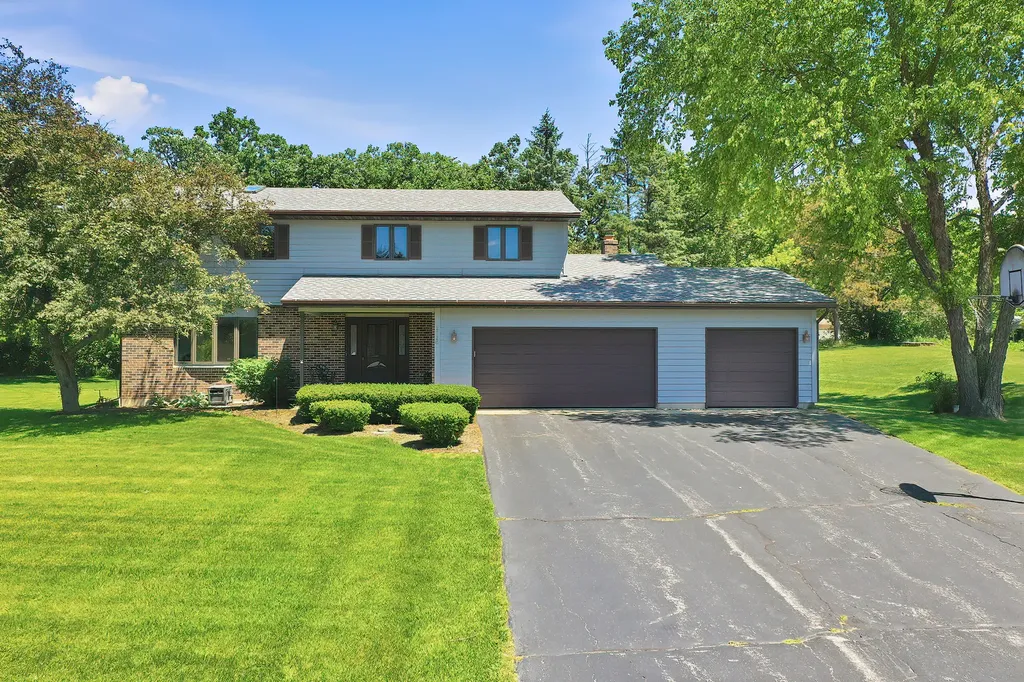 2720 North Patricia Lane Mchenry IL 60051