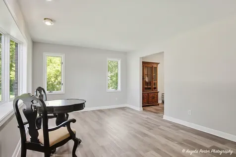 2720 North Patricia Lane Mchenry IL 60051