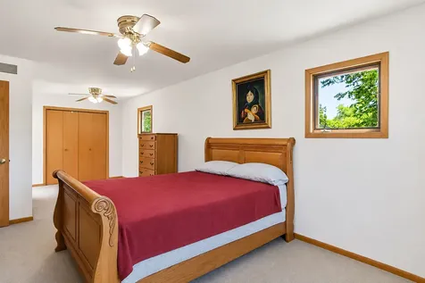 2720 North Patricia Lane Mchenry IL 60051