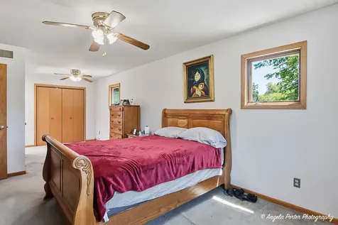 2720 North Patricia Lane Mchenry IL 60051