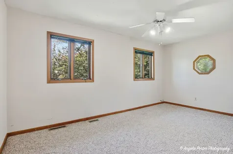 2720 North Patricia Lane Mchenry IL 60051