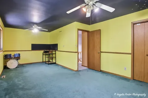 2720 North Patricia Lane Mchenry IL 60051